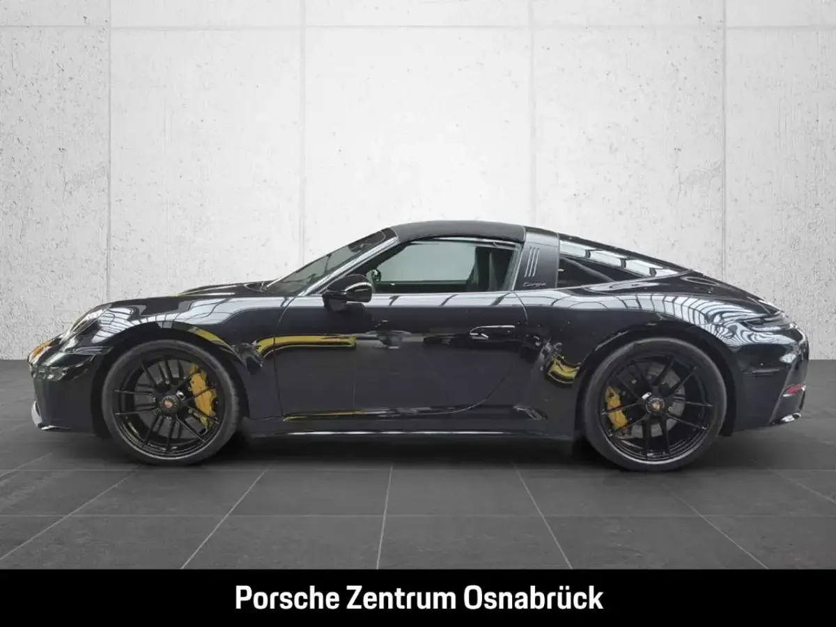 Gebraucht Porsche 992 541 PS (397 kW) 2025 Weiß (kreide) Coupé