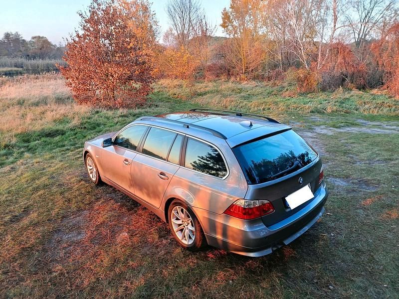 Grau Gebraucht 2004 BMW 525 Kombi | 3.999 € (Fairer Preis) - Bild 1/4