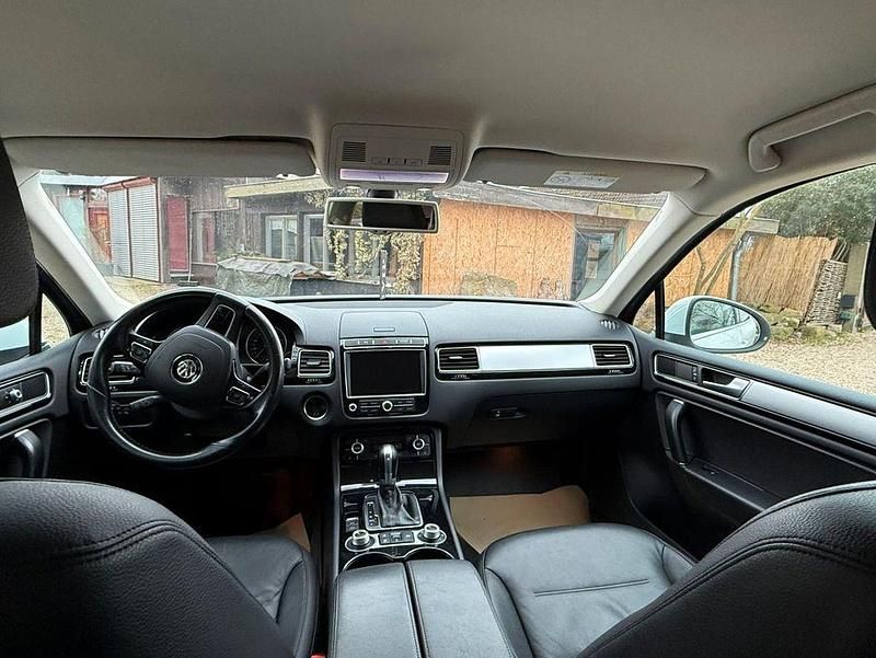 Gebraucht VW Touareg 204 PS (150 kW) 2015 Weiß SUV