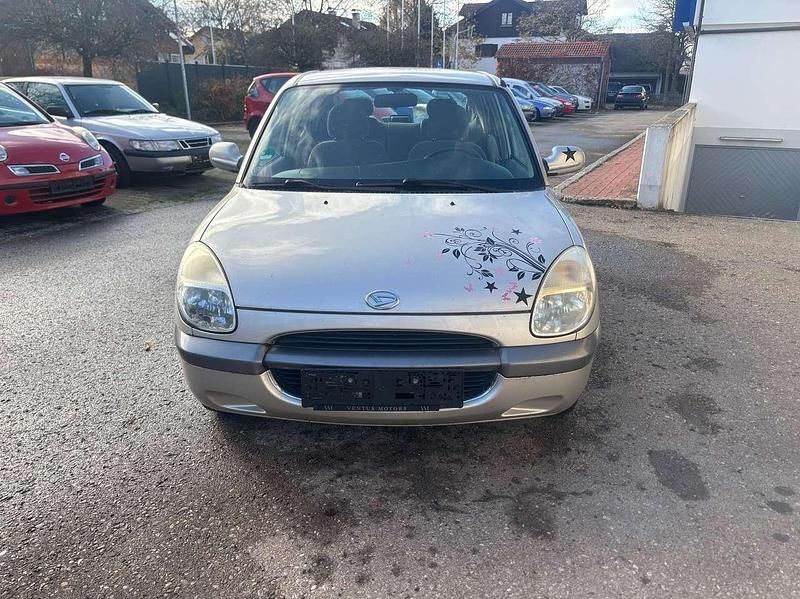 Gebraucht Daihatsu Sirion Plus 58 PS (42 kW) 2002 Bronze Kleinwagen