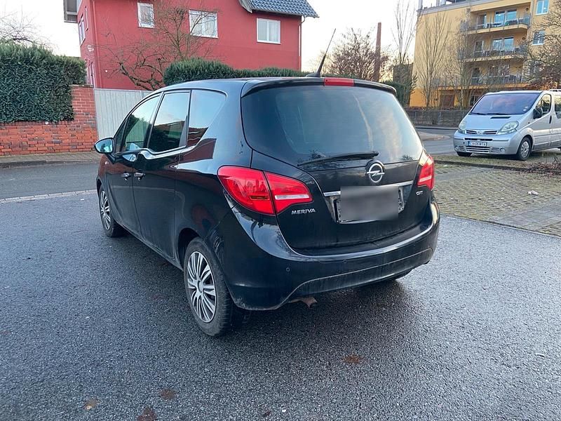 Gebraucht Opel Meriva 101 PS (74 kW) 2010 Schwarz Van / Kleinbus