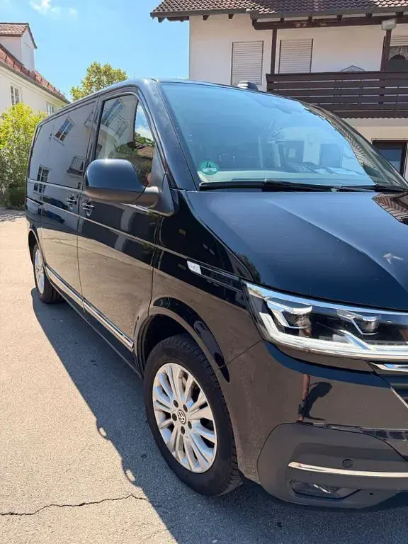 Gebraucht VW Multivan 204 PS (150 kW) 2021 Schwarz Van / Kleinbus