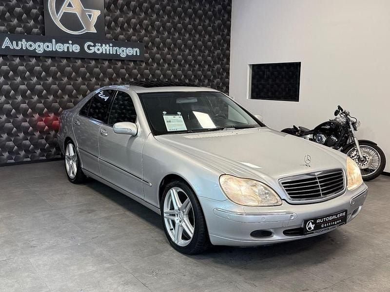 Usata Mercedes S320 224 CV (164 kW) 2001 Argento Berlina