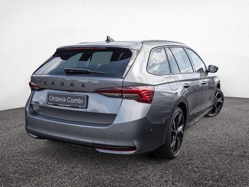 Gebraucht Skoda Octavia SportLine 150 PS (110 kW) 2025 Grau Kombi