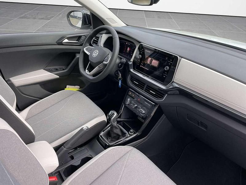 Neu VW T-Cross Style 116 PS (85 kW) 2025 Pure white SUV