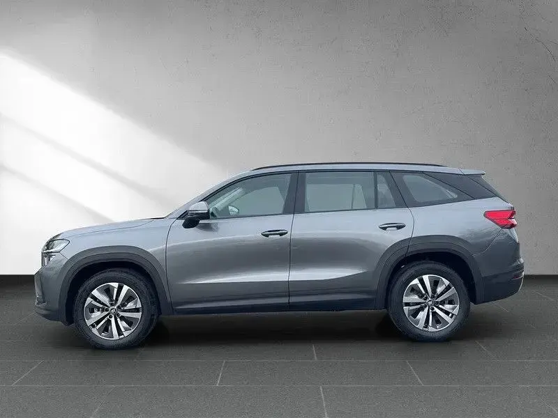 Neu Skoda Kodiaq Selection 150 PS (110 kW) 2026 Grau SUV