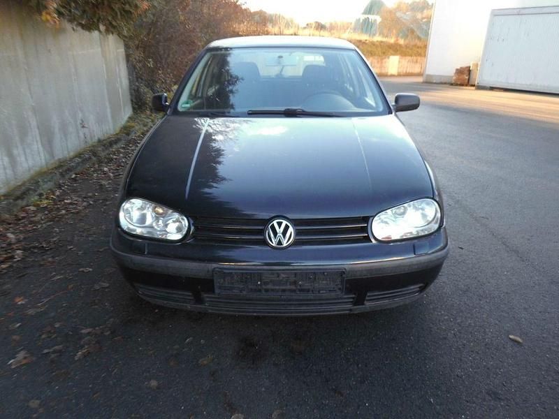 Gebraucht VW Golf IV Conceptline 90 PS (66 kW) 2000 Schwarz Limousine