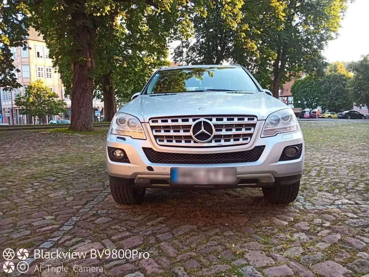 Gebraucht Mercedes ML300 300 PS (220 kW) 2010 Silber SUV