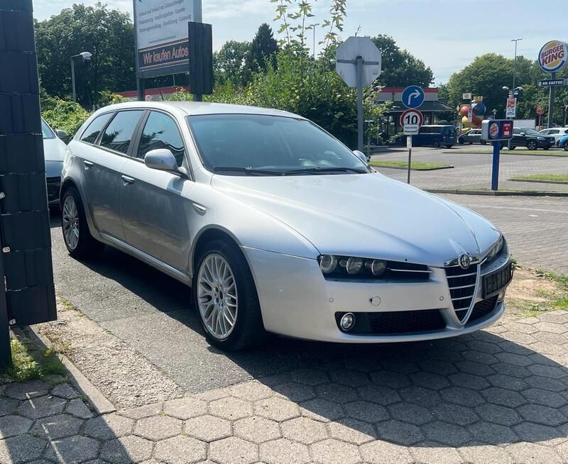 Silber Gebraucht 2006 Alfa Romeo 159 Kombi | 999 € (Guter Preis) - Bild 1/4
