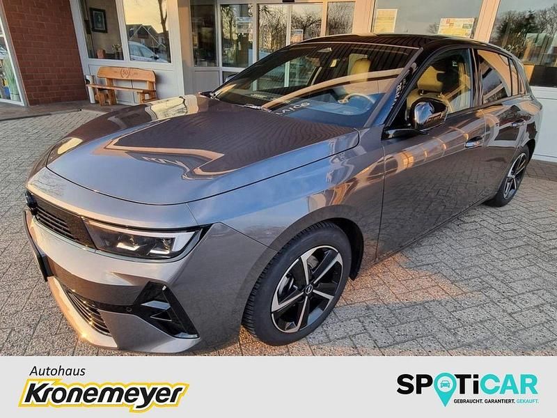 Gebraucht Opel Astra 131 PS (96 kW) 2025 Grau Limousine