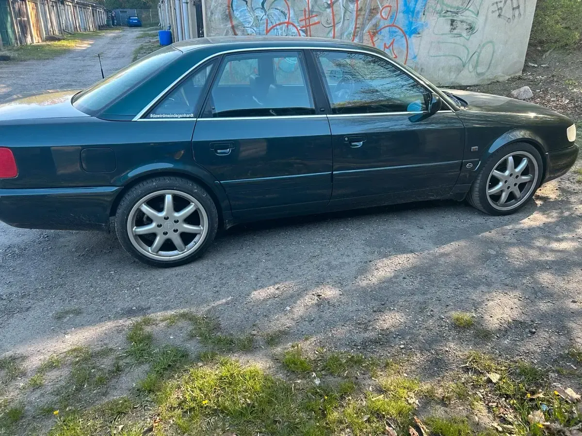 Gebraucht Audi S6 290 PS (213 kW) 1995 Grün Limousine