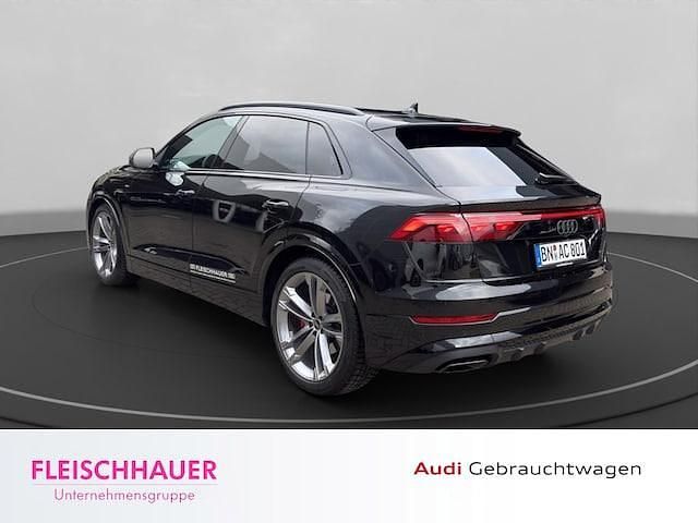 Gebraucht Audi Q8 Ambiente 286 PS (210 kW) 2025 SUV