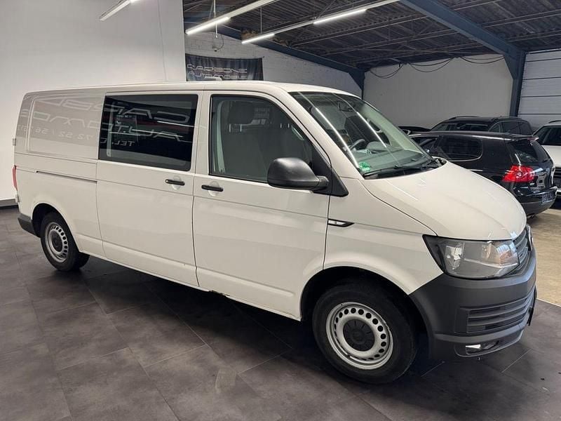 Gebraucht VW Transporter 150 PS (110 kW) 2019 Weiß Van