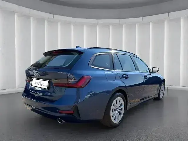 Gebraucht BMW 320 Advantage 190 PS (139 kW) 2021 Blau Limousine