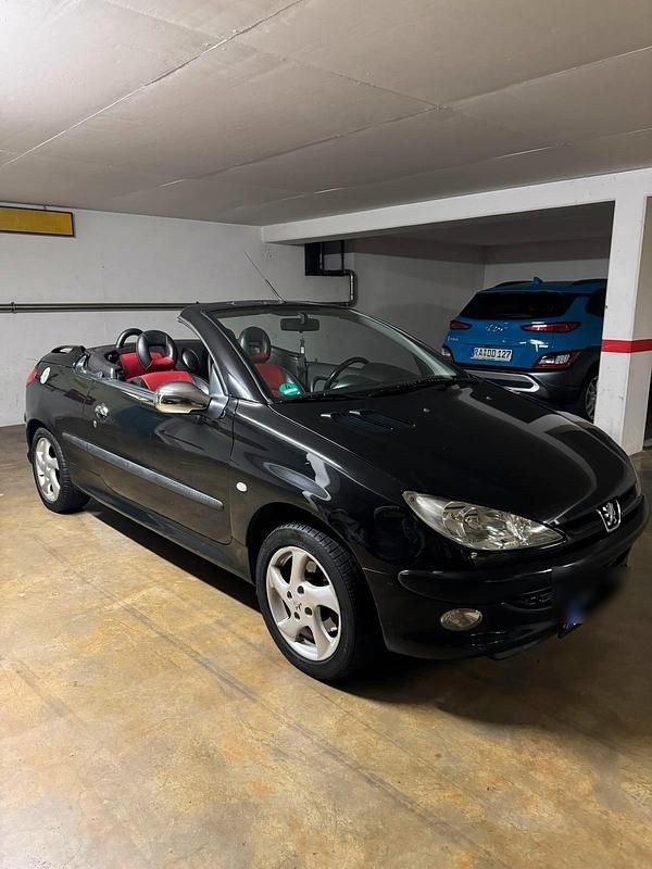 Schwarz Gebraucht 2002 Peugeot 206 CC Cabrio | 800 € (Guter Preis) - Bild 1/2