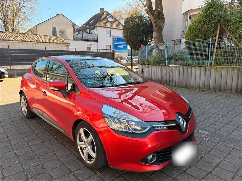 Gebraucht Renault Clio IV 90 PS (66 kW) 2015 Rot Kleinwagen