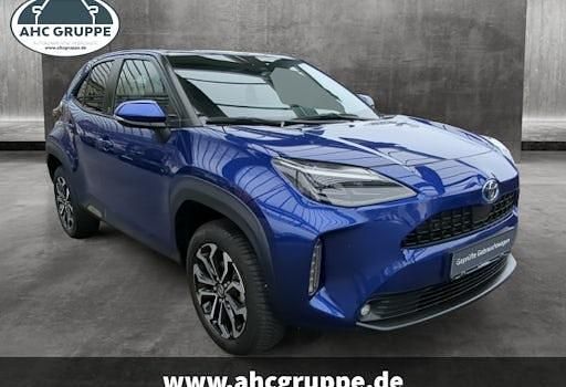 Gebraucht Toyota Yaris Cross Team 116 PS (85 kW) 2023 Blau SUV