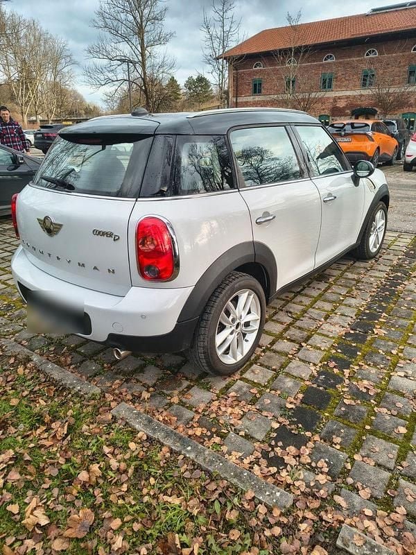 Usado Mini Cooper D 111 HP (81 kW) 2016 Branco Citadino