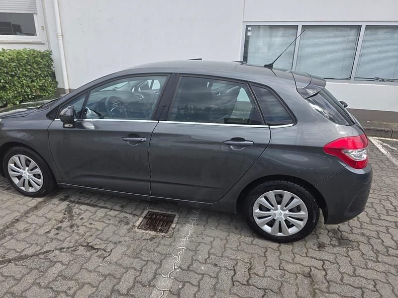 Gebraucht Citroën C4 110 PS (80 kW) 2011 Grau Kombi