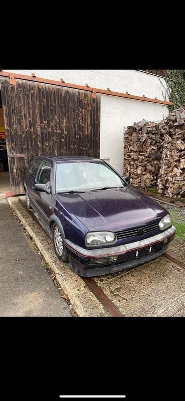 Violet Gebraucht 1996 VW Golf III GT Kleinwagen | 2.400 € (Fairer Preis) - Bild 1/4