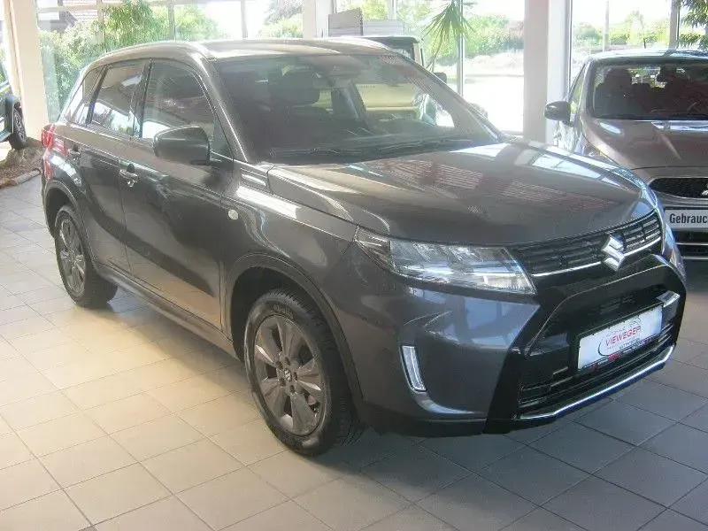 Gebraucht Suzuki Vitara Comfort 129 PS (94 kW) 2025 Grau SUV