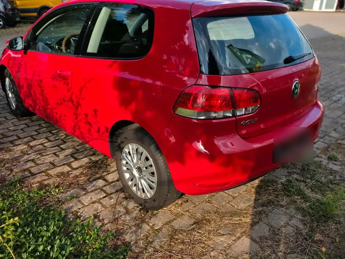 Gebraucht VW Golf 80 PS (58 kW) 2009 Rot Coupé