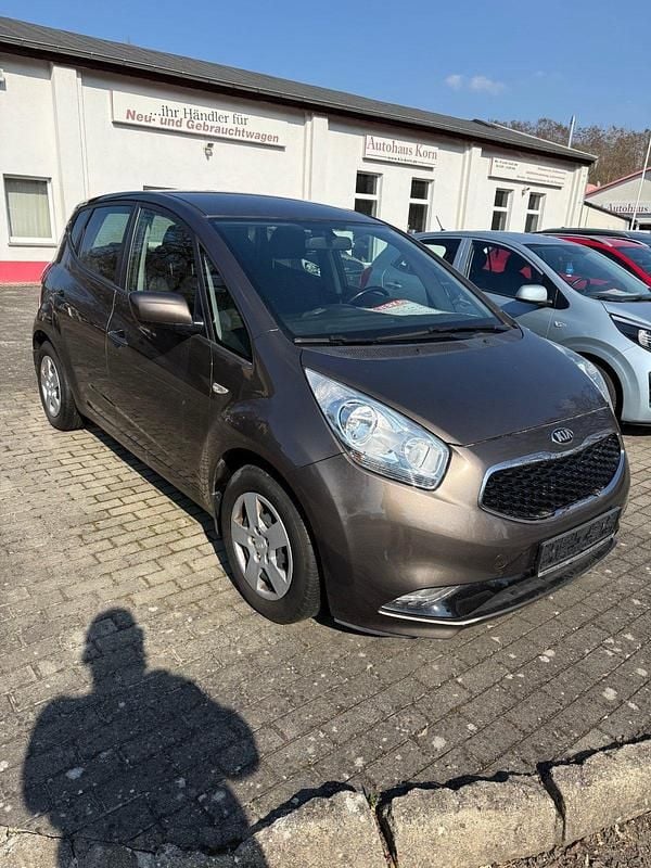 Gebraucht Kia Venga 125 PS (91 kW) 2018 Braun Kleinwagen