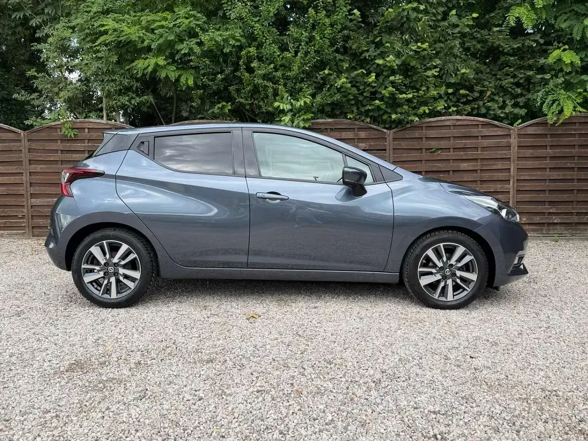 Gebraucht Nissan Micra N-Connecta 90 PS (66 kW) 2018 Grau Kleinwagen