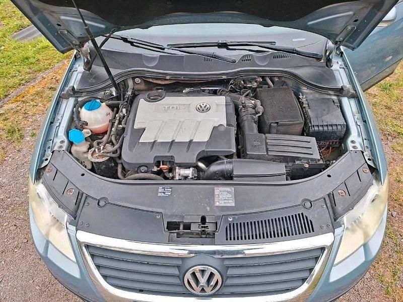 Second-hand VW Passat 140 CP (102 kW) 2008 Gri Break