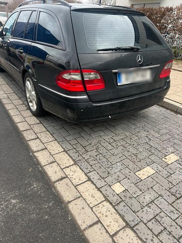 Gebraucht Mercedes E220 170 PS (125 kW) 2009 Schwarz Kombi