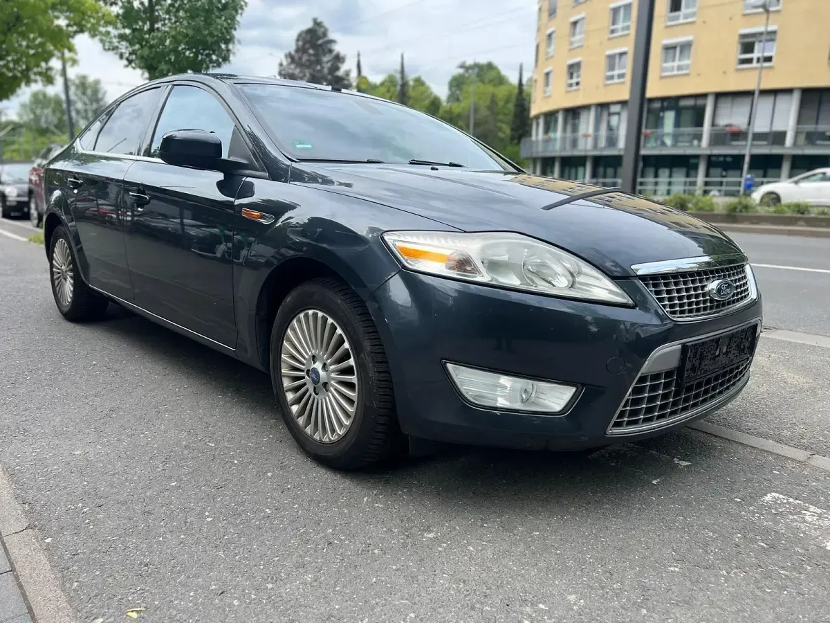 Gebraucht Ford Mondeo 140 PS (102 kW) 2008 Grau Limousine