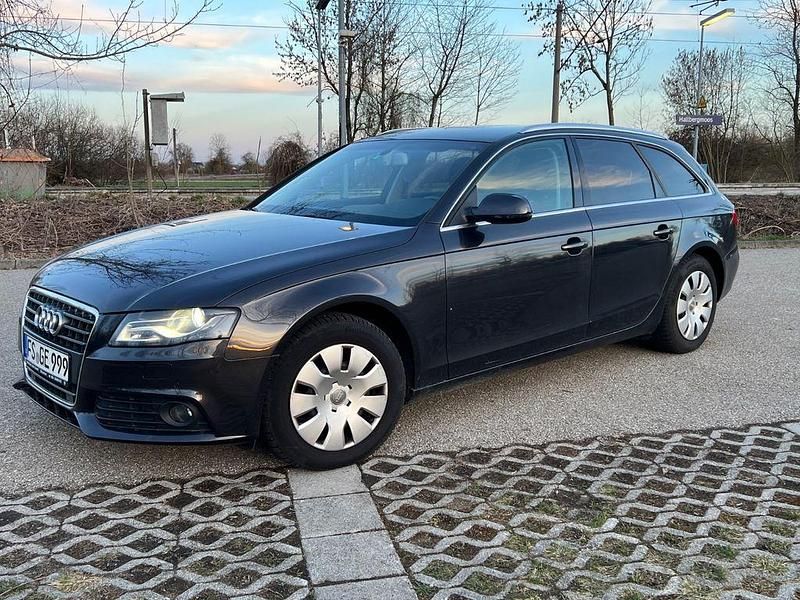Gebraucht Audi A4 Ambiente 120 PS (88 kW) 2010 Grau Kombi