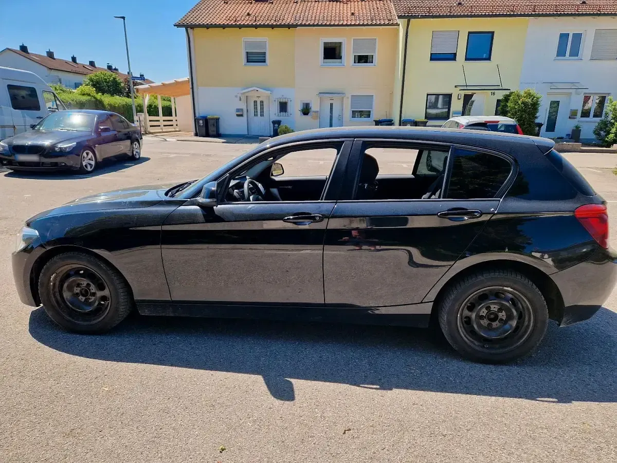 Gebraucht BMW 116 136 PS (100 kW) 2013 Schwarz Kleinwagen
