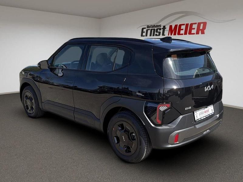 Neu Kia EV2 Earth 108 kW (147 PS) 2026 Schwarz SUV