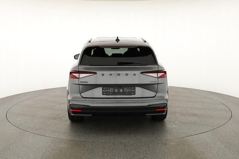 Moon weiß perleffekt Neu 2025 Skoda Enyaq iV SportLine SUV | 51.995 € (Fairer Preis) - Bild 1/4