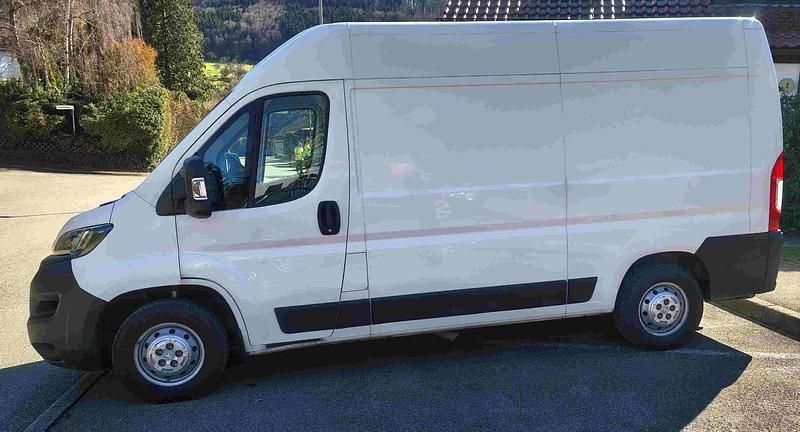 Gebraucht Peugeot Boxer 131 PS (96 kW) 2019 Weiß Van