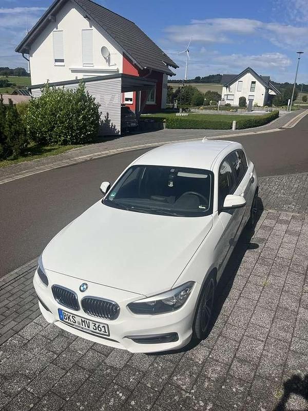 Gebraucht BMW 116 M Sport 109 PS (80 kW) 2015 Weiß Kleinwagen