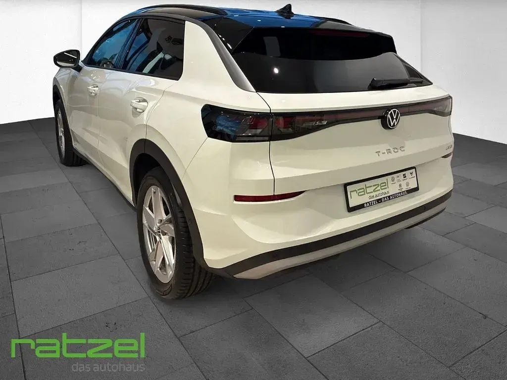 Gebraucht VW T-Roc Life 150 PS (110 kW) 2026 Weiß SUV