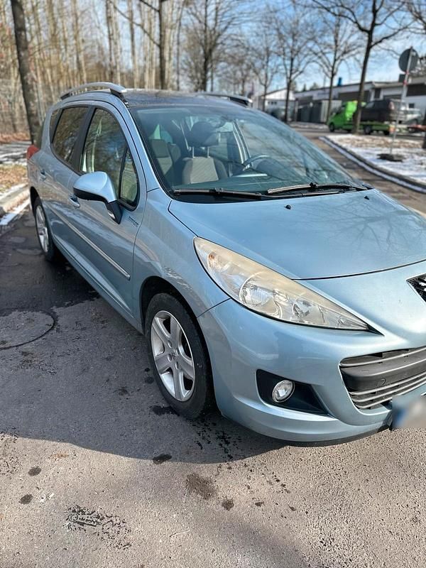 Gebraucht Peugeot 207 120 PS (88 kW) 2010 Blau Kombi