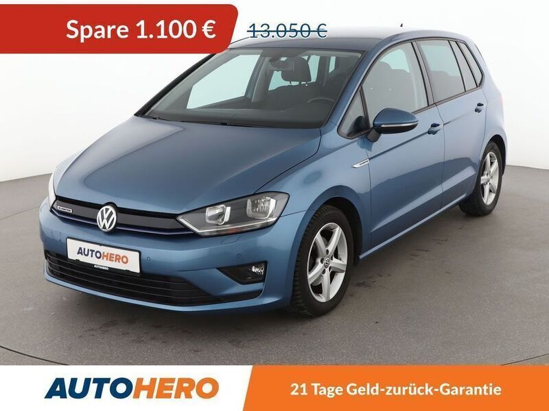 Blau Gebraucht 2016 VW Golf Sportsvan Comfortline Van / Kleinbus | 11.950 € (Fairer Preis) - Bild 1/3