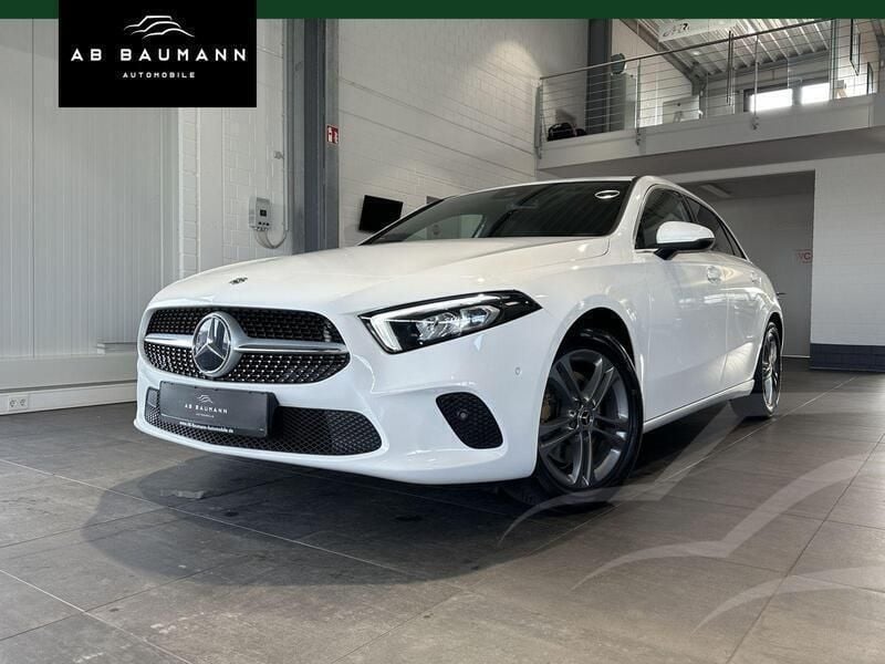 Weiß Gebraucht 2018 Mercedes A220 Business Limousine | 23.880 € (Fairer Preis) - Bild 1/3
