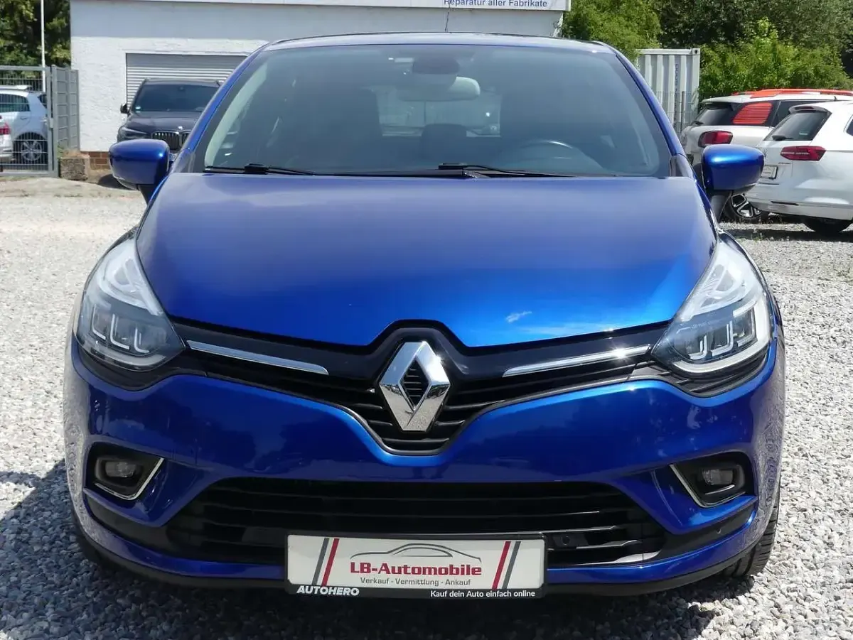 Gebraucht Renault Clio IV Intens 90 PS (66 kW) 2017 Stahlblau Kleinwagen
