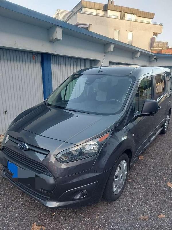 Gebraucht Ford Tourneo Trend 120 PS (88 kW) 2017 Grau Kombi