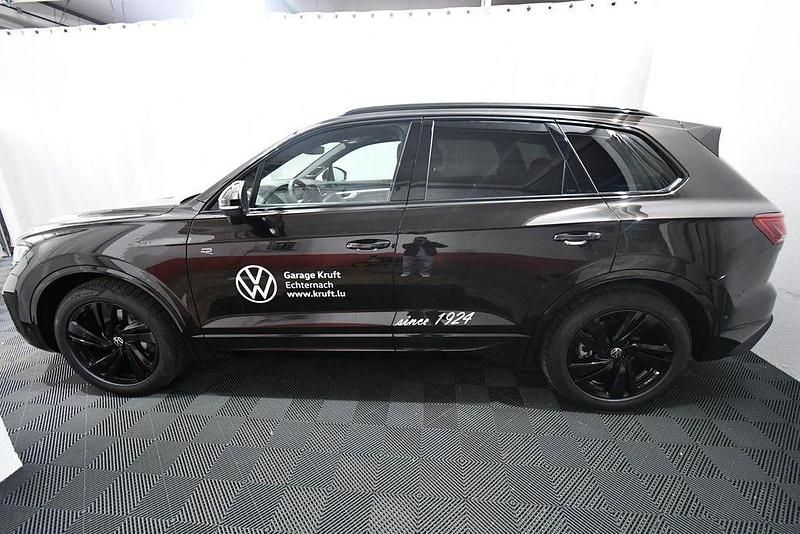 Gebraucht VW Touareg R-line 286 PS (210 kW) 2026 Braun SUV