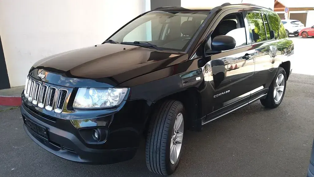 Usata Jeep Compass 170 CV (125 kW) 2012 Verde SUV