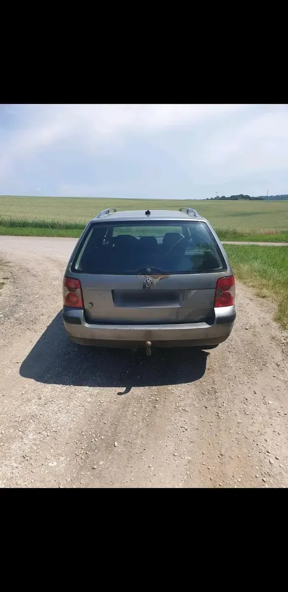 Gebraucht VW Passat 101 PS (74 kW) 2026 Grau Kombi