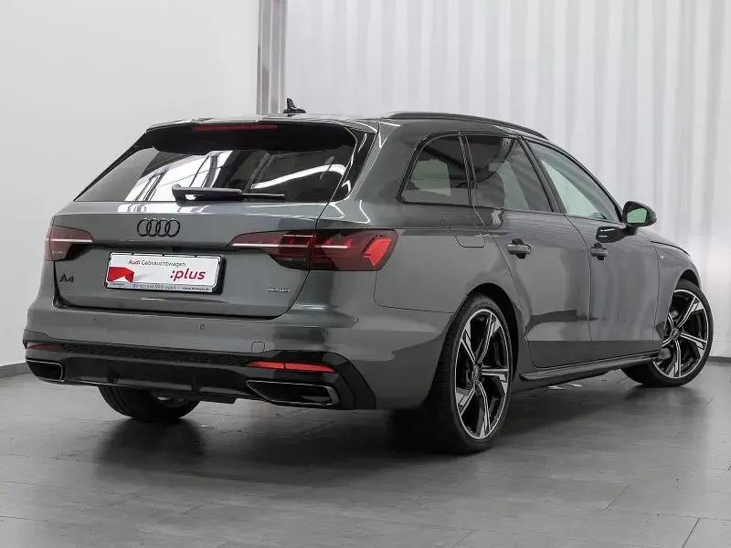 Usata Audi A4 S-Line 204 CV (150 kW) 2025 Grigio Station wagon