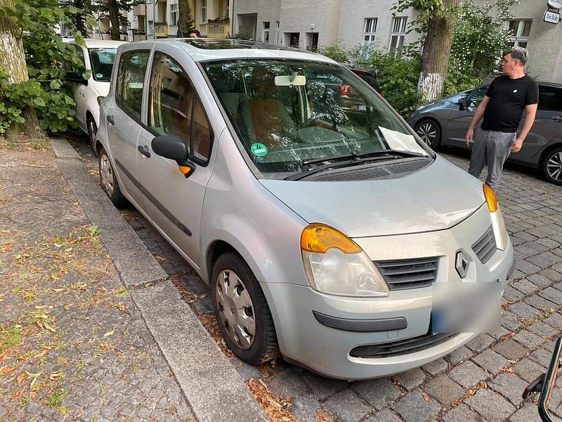 Gebraucht Renault Modus 68 PS (50 kW) 2006 Grau Van / Kleinbus