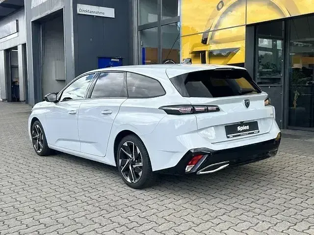 Gebraucht Peugeot 308 SW Allure 131 PS (96 kW) 2025 Okenit weiß Kombi