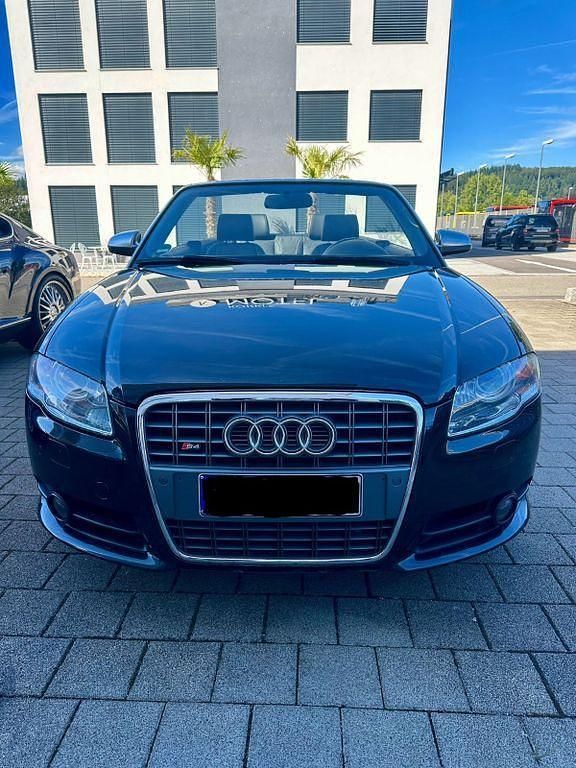 Schwarz Gebraucht 2006 Audi S4 Cabriolet Sport Cabrio | 16.500 € (Etwas zu teuer) - Bild 1/4